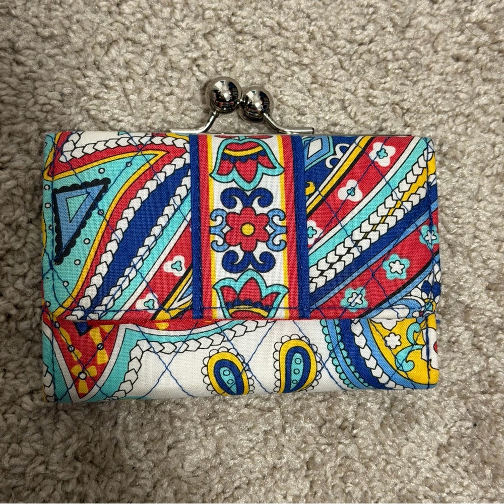 Vera Bradley Kisslock Tri-Fold Wallet, Design: Marina Retired